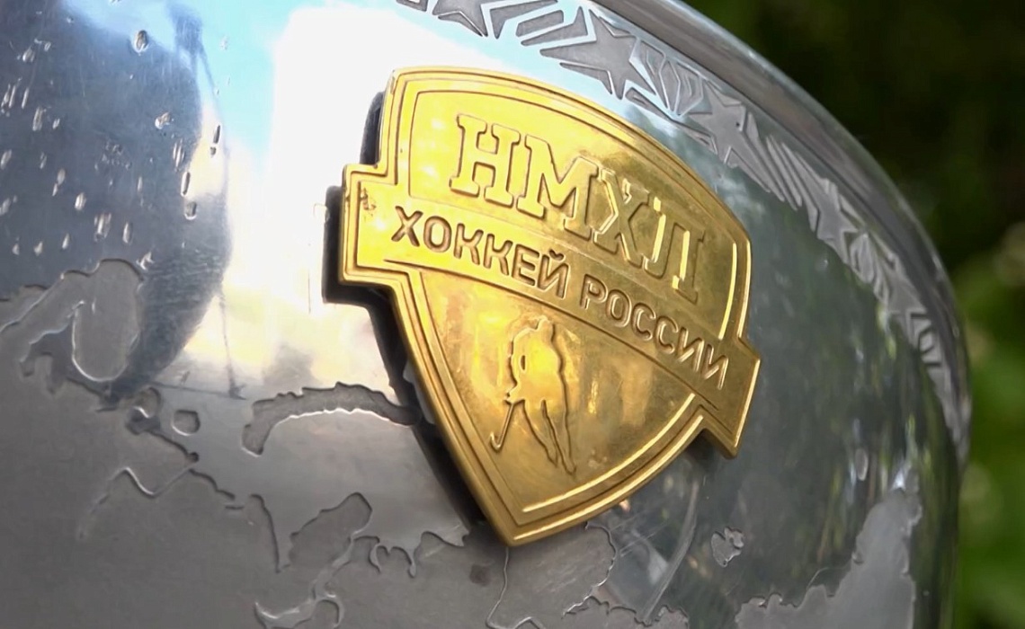 Студент ПГУ Илья Акимов привез в Пензу главный трофей НМХЛ